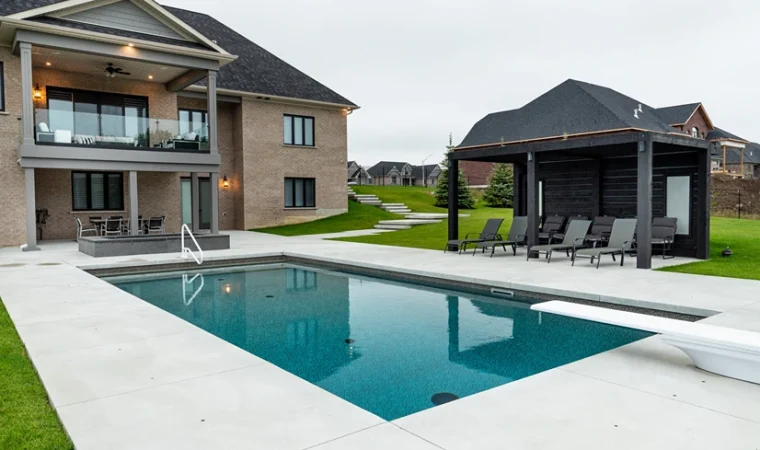 Concrete Pools Vs Fibreglass Pools: A Guide